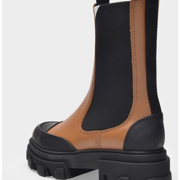 Ganni Chelsea Boots - Picture 4 of 10
